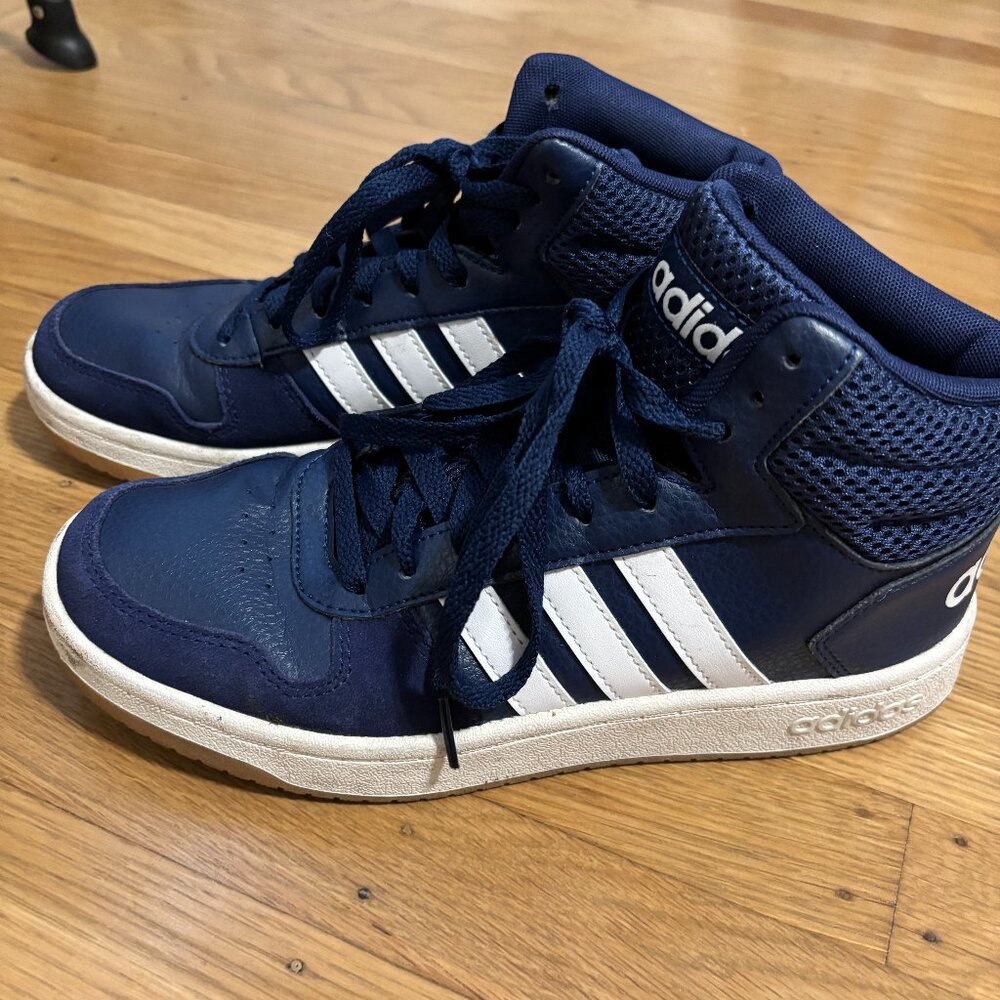 Navy Blue Adidas Mid top Men Size 7, Fits 8 Womens